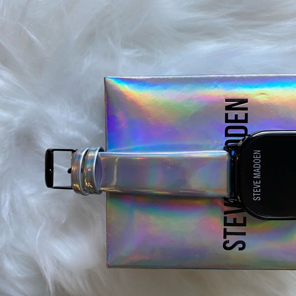 Steve Madden ladies digital watch silver with iridescent color - Picture 9 of 10